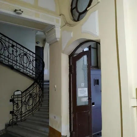 Visegradi - Comfortable Studio Flat In The Heart Of