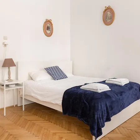 Visegradi - Comfortable Studio Flat In The Heart Of Budapest