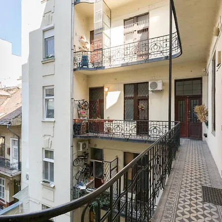 Visegradi - Comfortable Studio Flat In The Heart Of Lejlighed