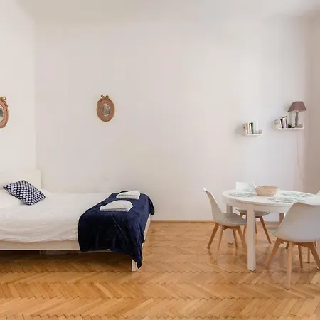 Lejlighed Visegradi - Comfortable Studio Flat In The Heart Of Budapest